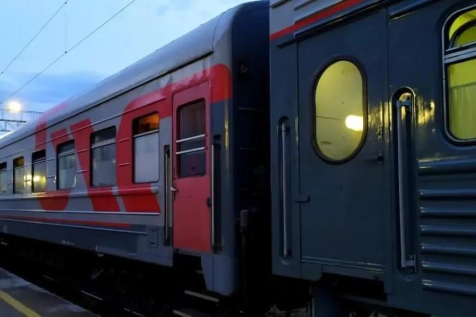 В поездах отменили верхние полки: новые правила и цены на плацкарт от РЖД