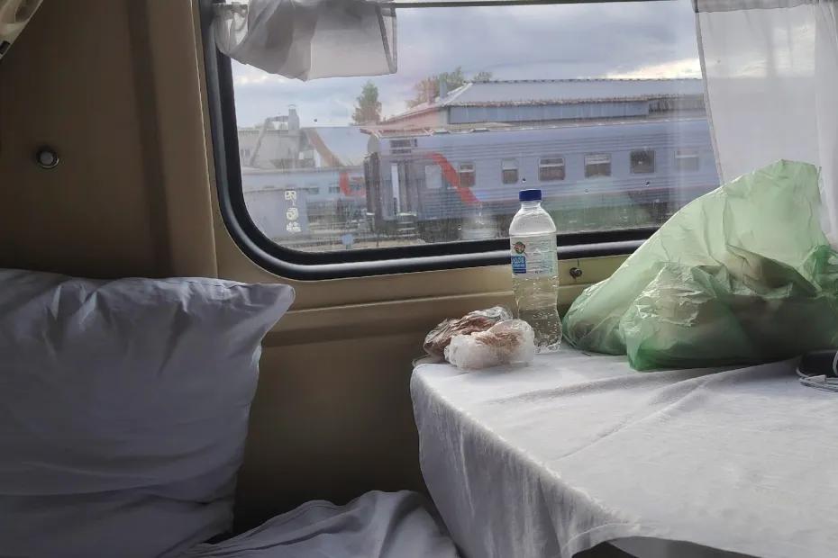 «Зачем они так делают?» Семья купила три места в купе и тут же кто-то занял последнее