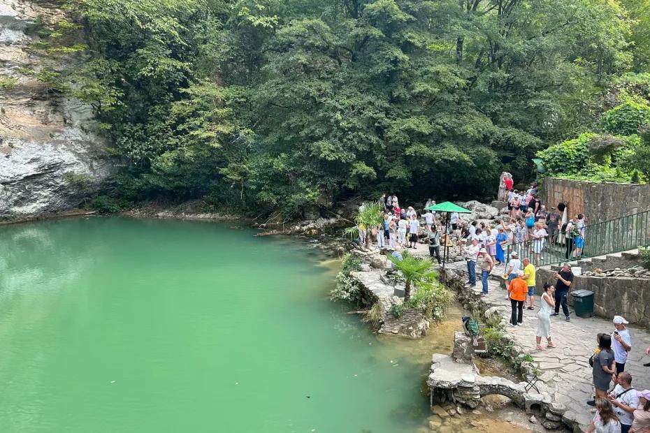 &laquo;После такого даже не смотрим в сторону Абхазии&raquo;: честный отзыв туристов об отдыхе на курорте