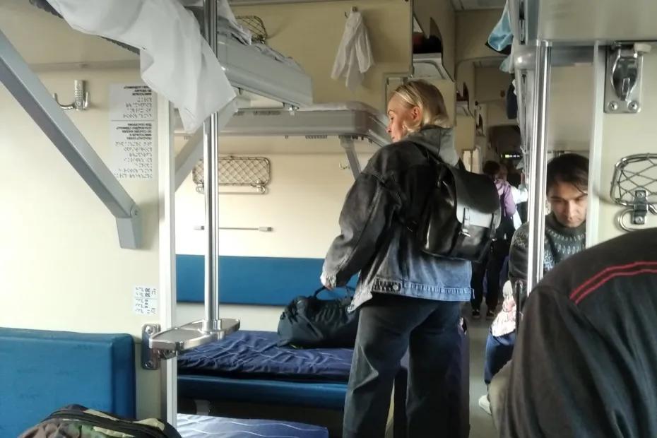 За что пассажиры поездов не любят 3 и 6 купе - правда, о которой мало кто говорит