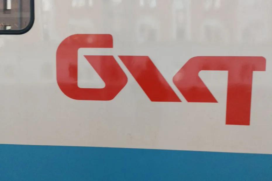 Поужинали в вагоне-ресторане и обомлели: честно рассказываю, чем сейчас кормит своих пассажиров РЖД и сколько заплатили за угощения