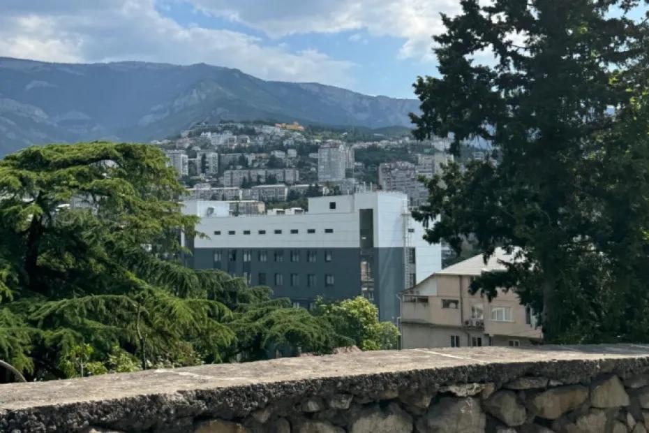 Самый уютный город для жизни в России: завораживающие пейзажи, чистые улицы и теплое море рядом