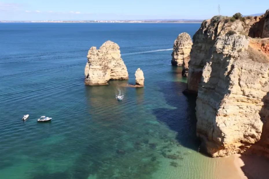 Забытый курорт вернулся в моду: море как на Мальдивах, а цены как в Тае