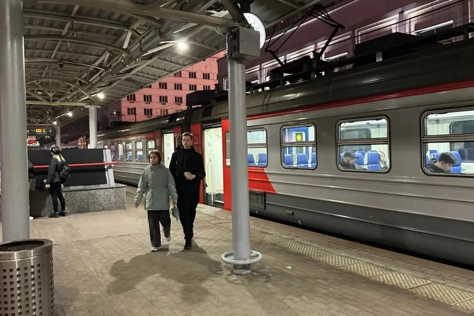 Как женщина в поезде выманила нижнюю полку: простая уловка, на которую легко попасться