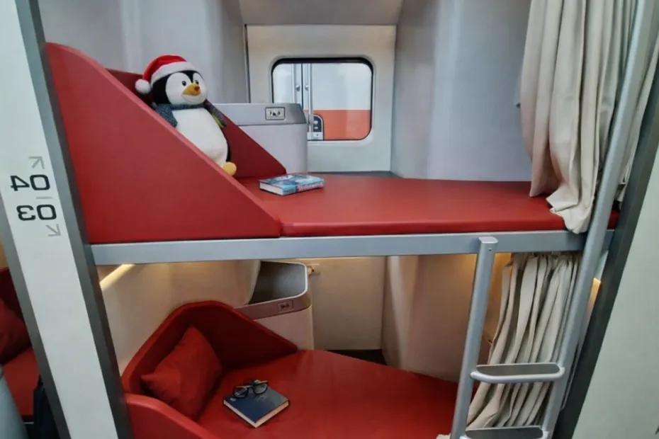 Дешевле купе, лучше плацкарта: РЖД запускает новый вид капсульных вагонов - как теперь будем ездить