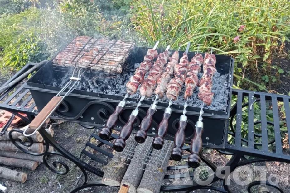 Это будет лучший шашлык в вашей жизни: добавьте в маринад этот &laquo;секретный&raquo; ингредиент