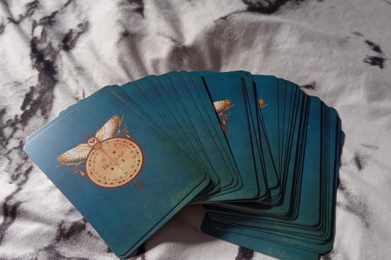 Львов ждёт успех в делах, а Тельцов - приятный сюрприз от близких: гороскоп на 26 апреля