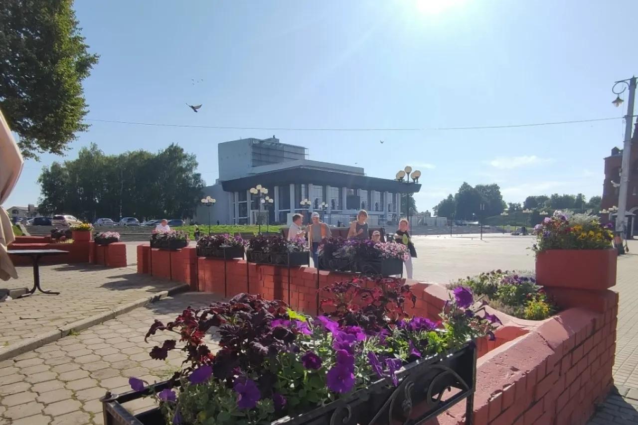 Погода сойдёт с ума: куда нагрянет жара, а где ожидаются град, снег и заморозки? Свежий прогноз Гидрометцентра по регионам
