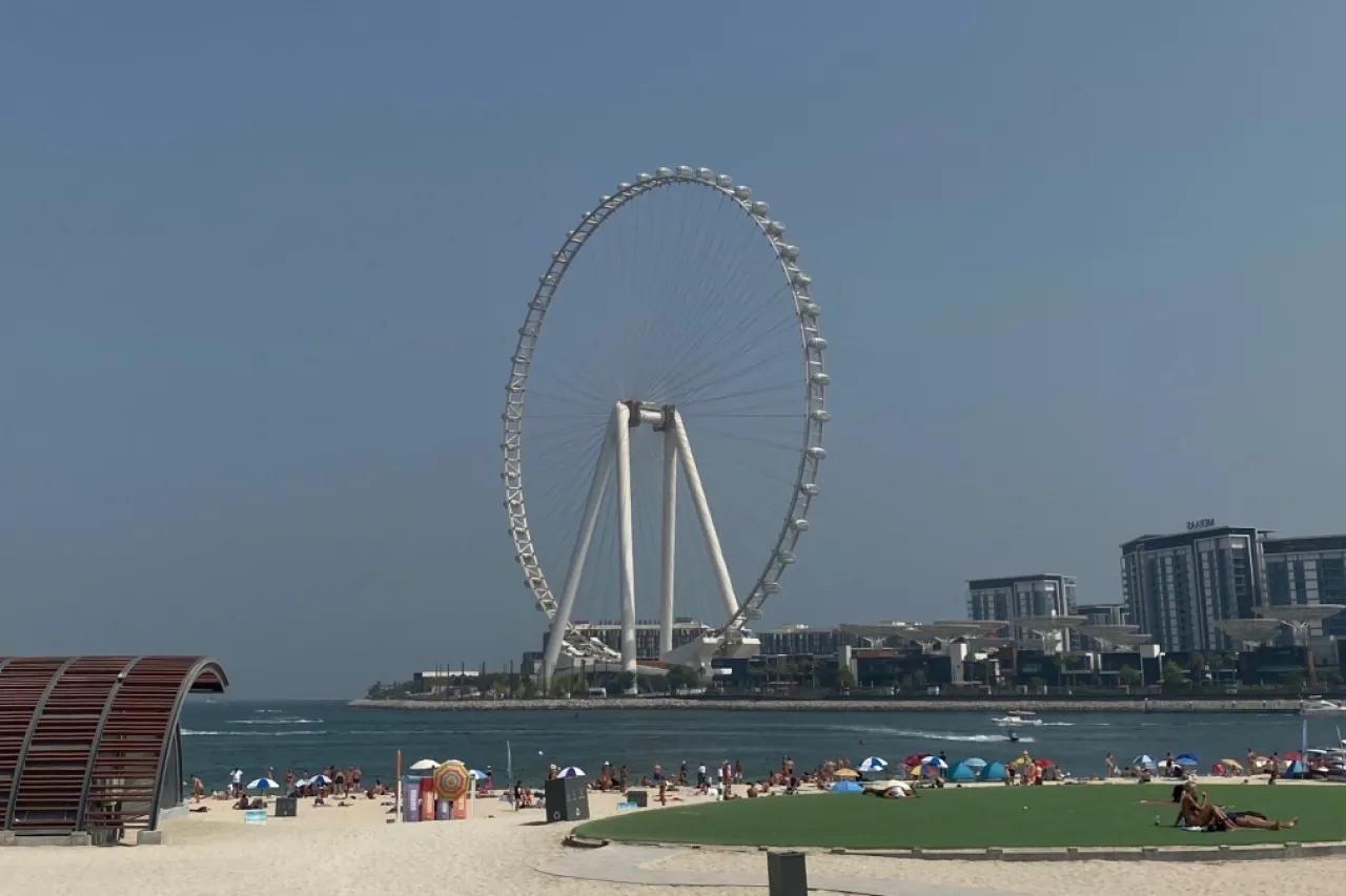 Море без виз, +30 &deg;C и шоколадный загар: 13 стран, куда можно поехать на море без бумажной волокиты - полный список 2026