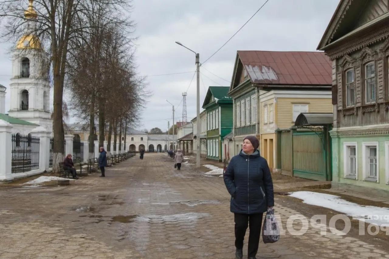 Нашел место, куда не доезжают толпы: атмосферный русский городок, где вы будете единственным туристом