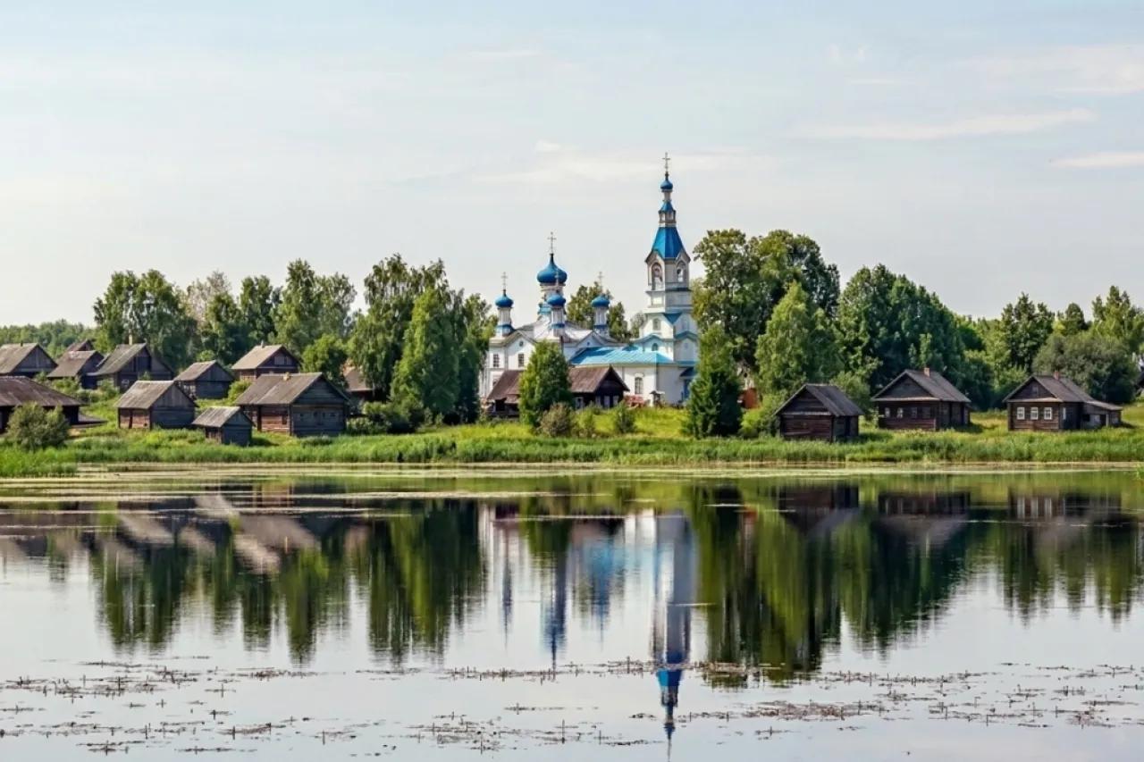 Старинная русская деревня: в 17 веке тут жили зажиточные крестьяне, еще пару лет назад там кипела жизнь - куда ехать и что посмотреть