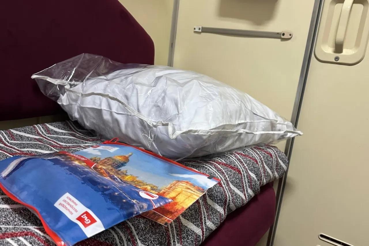 Купили нижнюю полку - не спешите радоваться: какие неожиданные &laquo;обременения&raquo; ждут пассажира в поезде РЖД