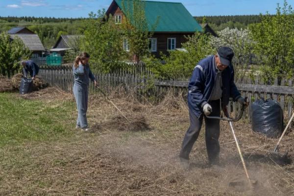 Продали квартиру ради дома в деревне и пожалели: почему назад дороги больше нет - но предупредить других обязаны