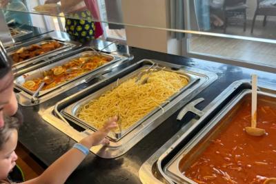 В Турцию и Египет больше ни ногой: случайно узнал сколько стоит санаторий с проживанием и питанием - едем всей семьей