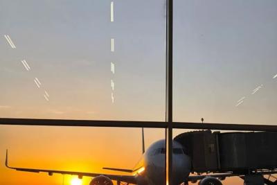 Беременную женщину не пустили на рейс из Петербурга в Египет - медицинские документы не помогли