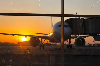 Стюардесса рассказала, как сделать перелет более комфортным: об этой детали сидений почти никто не знает