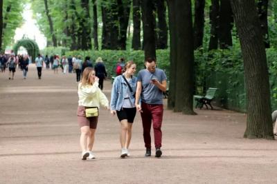 Шансы на «сухое бабье лето». Чего ожидают от погоды в сентябре 2025