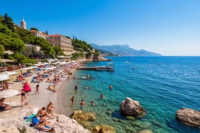 Крым в октябре: когда море ещё тёплое, а туристов почти нет