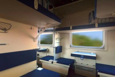 Как сделать долгую поездку в поезде комфортной: услуга, которую работники РЖД никогда не предложат