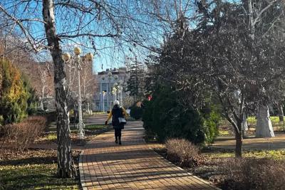 Роман Вильфанд поделился, что вместо холода придет тепло: полная отмена зимы