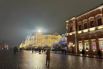 Толпы, адские цены и хамство на каждом шагу: россиянка честно рассказала, почему больше не поедет в Москву на Новый год