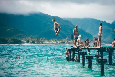 Новый год в Азии от 100 тысяч: 3 страны, где туристов ждут теплое море и райские пляжи вместо снега