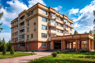 Санаторий как в Советском Союзе, но на новом уровне - кому за 50, нашли для себя здравницу, но не в России