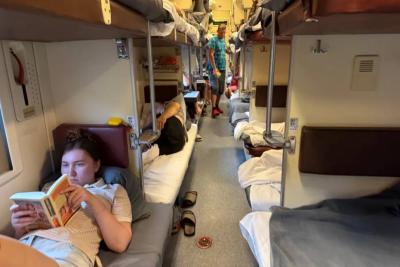 Этот трюк проводника не афишируют: как ездить в купе одному, не покупая все билеты