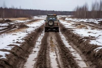 Отрезан от цивилизации полностью: самый труднодоступный российский город. Как сюда добираются люди?