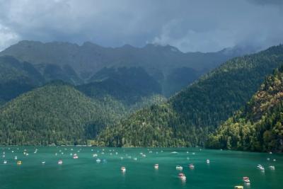 Почему абхазы не хотят работать? Спросил местных, и вот что мне ответили: 4 честных причины