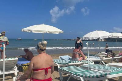 Здесь терпеть не могут русских: 4 популярных курорта, где русскоязычных туристов не любят - не помогут даже щедрые чаевые