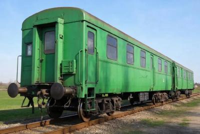 Мало кто знает, почему советские вагоны красили лишь в зеленый цвет: причина оказалось довольно веской