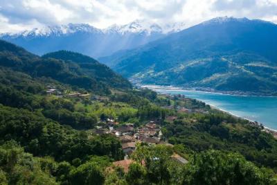 Что нельзя делать русским туристам в Абхазии: 5 ключевых правил для беззаботного отдыха