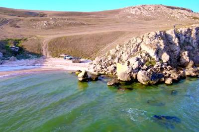 &laquo;Русские Мальдивы&raquo;: 7 бюджетных курортов в России с чистейшим морем, где нет толп туристов - не все о них знают