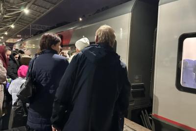 &laquo;Выкупили все места в купе, но к нам подсадили мужчину из вагона со сломанным кондиционером&raquo; - вот что пришлось напомнить проводнику