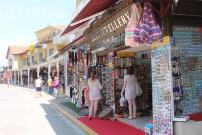 5 стран, где русских женщин ценят больше, чем своих: дело не во внешности