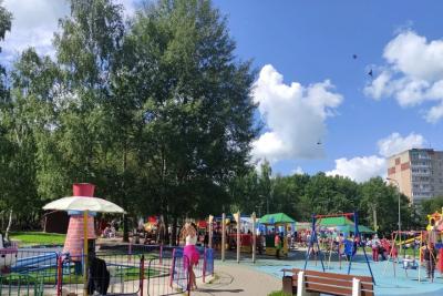 От адской жары до мокрого снега: погода совсем &laquo;слетит с катушек&raquo; на грядущей неделе - новый прогноз Гидрометцентра по регионам
