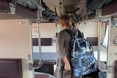 Покупаю строго 13 и 23 место - и еду как царица: в поездах экономлю в 2 раза, путешествую без тесноты и духоты