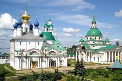 Город, основанный в 862 году: белокаменные соборы и родина русского зодчества - что посмотреть