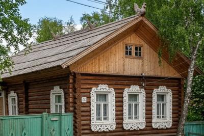 Купеческие дома и печи на дровах: как живут в старинном городке на краю земли
