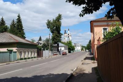 Не так уж тут и дёшево, как говорят. Улицы красивые, чистые, но пустые: вот он, знаменитый Минск