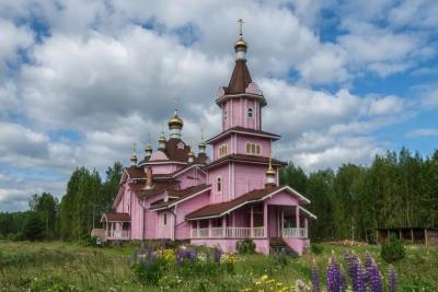 В глухих лесах Урала нашли таинственный монастырь: как живут монахи-отшельники без дорог и связи - там свои негласные правила