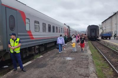 Проводница предупредила про ночную посадку. Но никто не ожидал &laquo;такого&raquo; поворота