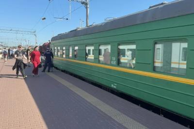 В РЖД меняют стандарты комфорта: в новых двухэтажных вагонах душ и туалет будут в каждом купе - что ждет пассажиров