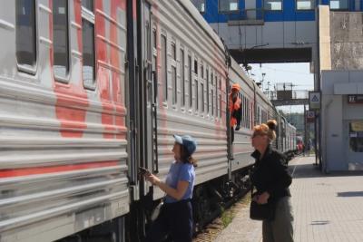 РЖД приостановили продажу билетов на южные поезда: когда откроют и что делать пассажирам