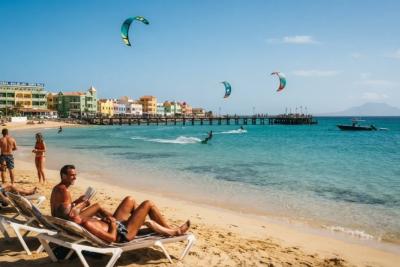 Атлантика без виз, +28 &deg;C и загар как бронза - вот куда стремятся туристы: курорт уже &laquo;переплюнул&raquo; и Сейшелы, и Мальдивы
