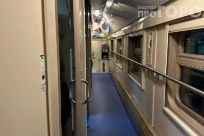 Новые правила в поездах РЖД: теперь нельзя даже присесть на чужую полку - вот что положено пассажирам
