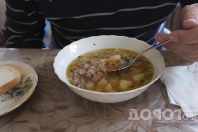 Почему японцы никогда не едят хлеб с супом: причина вас удивит