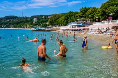 Не Сочи и не Абхазия: туристы открыли недооцененный курорт на Черном море - ценник как 10 лет назад