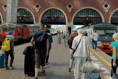 Соседи за шторкой и общие столики уйдут в прошлое: на смену им придёт капсульный вагон - вот как будем путешествовать на поездах РЖД